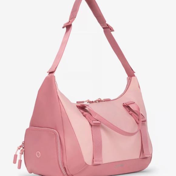 Fit Gym Bag in Tea Rose - Picture 7 of 9